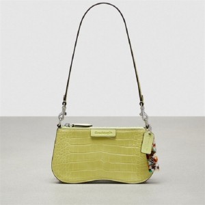 Coach Wavy Baguette Bag In Croc Embossed Coachtopia Leather Hellgrün | COH864896