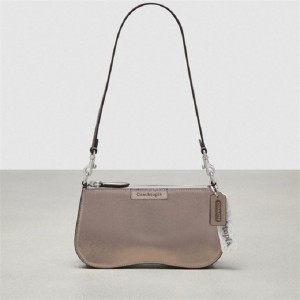 Coach Wavy Baguette Bag In Metallic Coachtopia Leather Grau Metal | COH864767